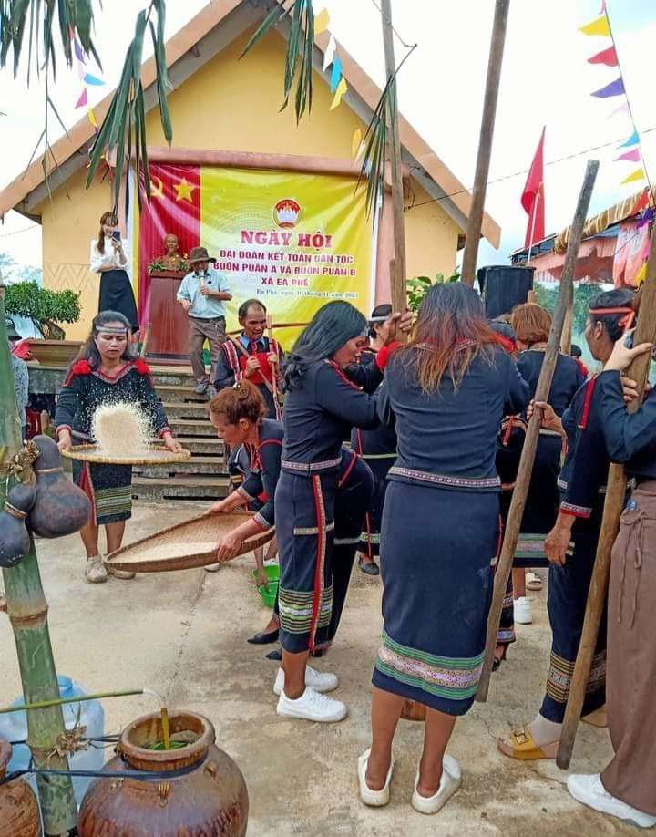 Đại đoàn kết 16